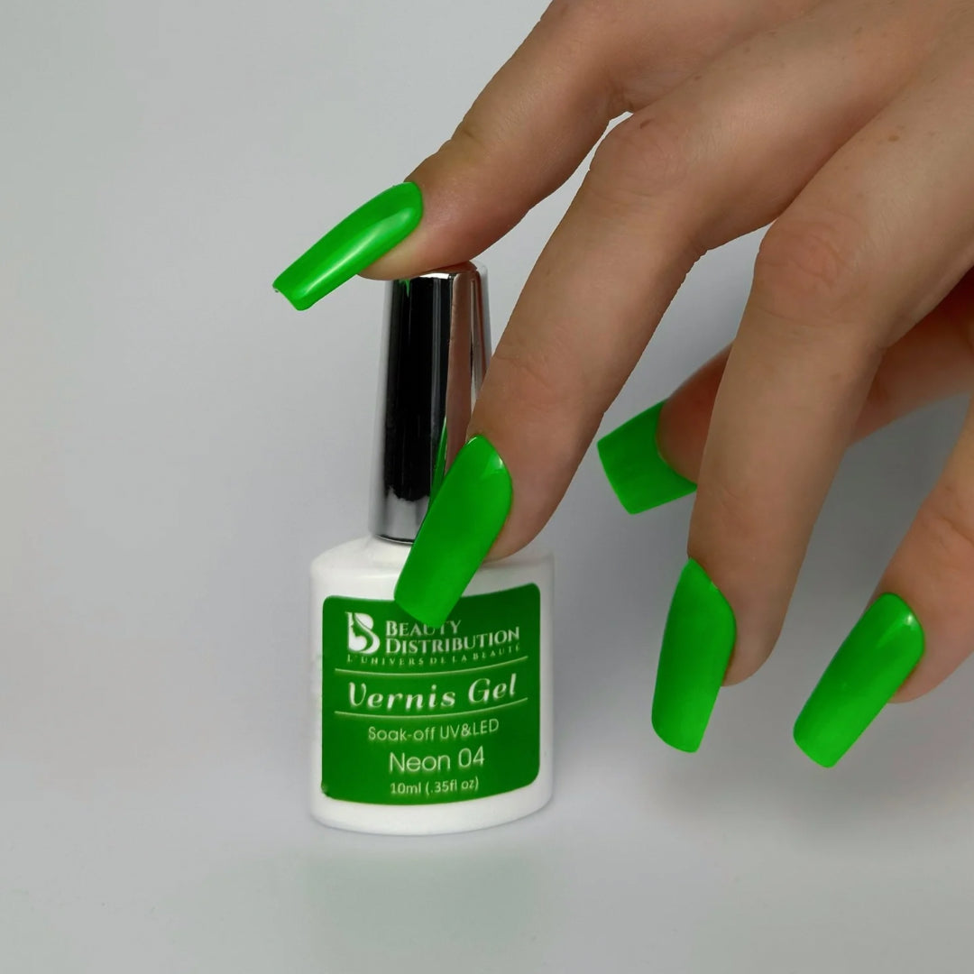 Semi-permanent varnish Neon Summer 04 Brilliant Green